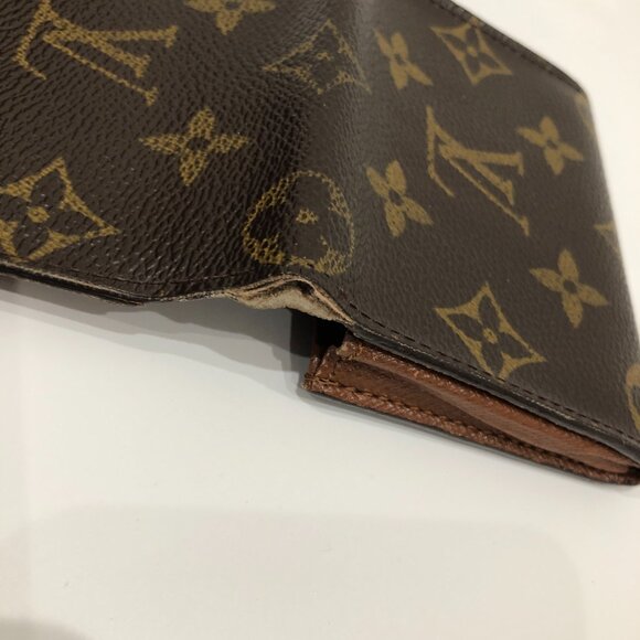 Louis Vuitton Monogram Card Case Sku#84397 (Gently used) - Picture 16 of 16